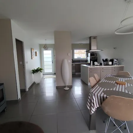 Homestay szállás Privee Bleue Avec Piscine